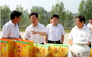 省委副書記樓陽生視察沁州黃集團